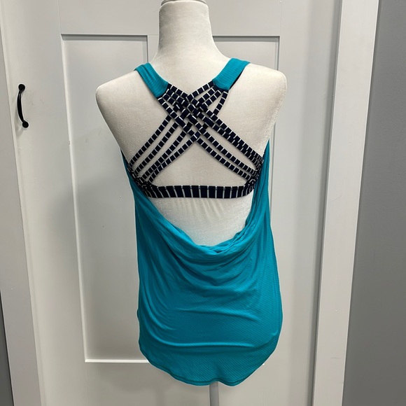 Lululemon running top - Picture 1 of 5